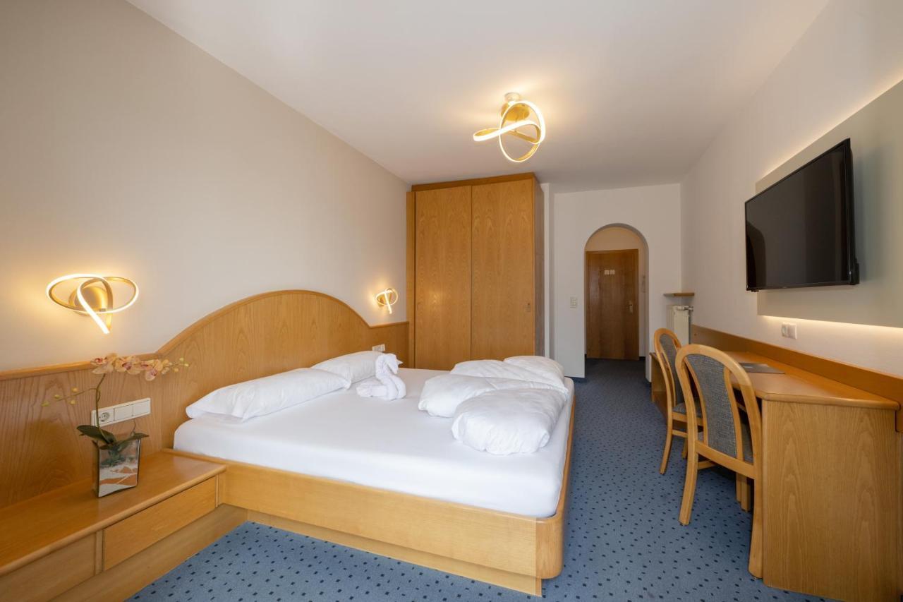 Pension Klughammer Caldaro Esterno foto