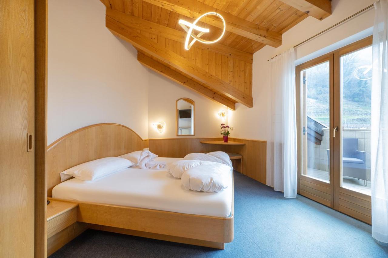 Pension Klughammer Caldaro Esterno foto