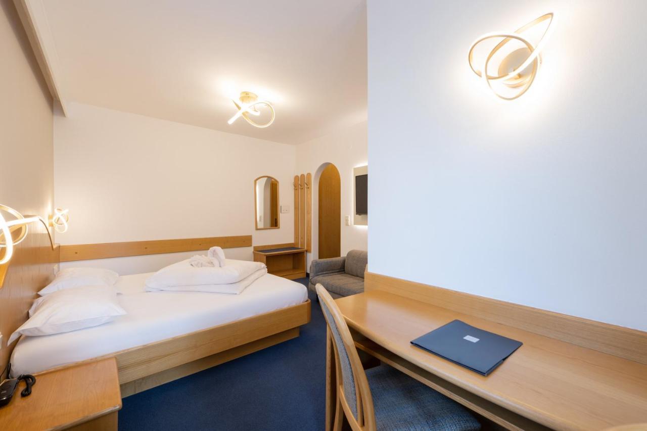 Pension Klughammer Caldaro Esterno foto